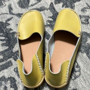 Light weight, light green most comfortable shoes